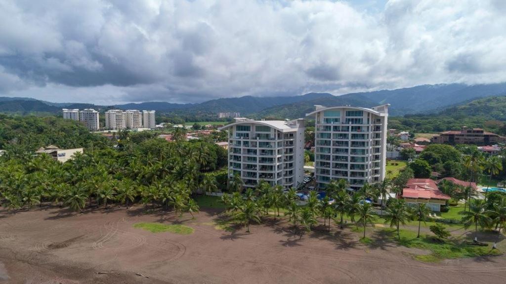 Elegant Beachfront Condo At Diamonte Del Sol - 801S Jaco Exterior photo